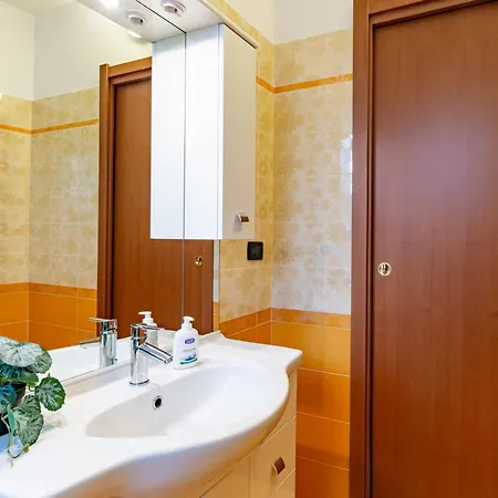 Apartamento Raggio Di Sole A By Interhome Consiglio di Rumo